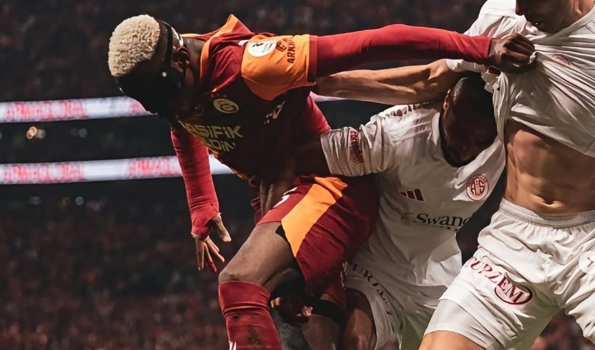 Galatasaray Kapıyı 120 Milyon Euro'ya Kapattı