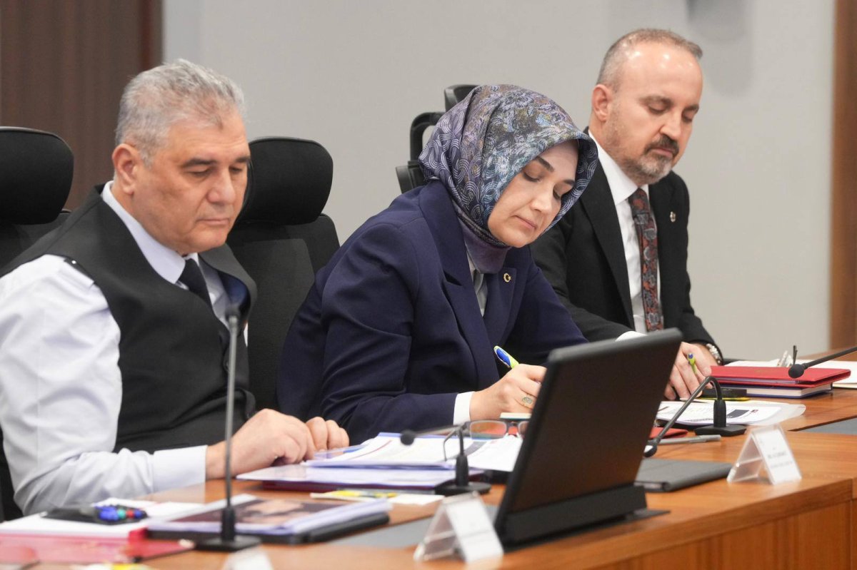 BAKAN YARDIMCISI YİĞİTBAŞI İLK TOPLANTISINA KATILDI