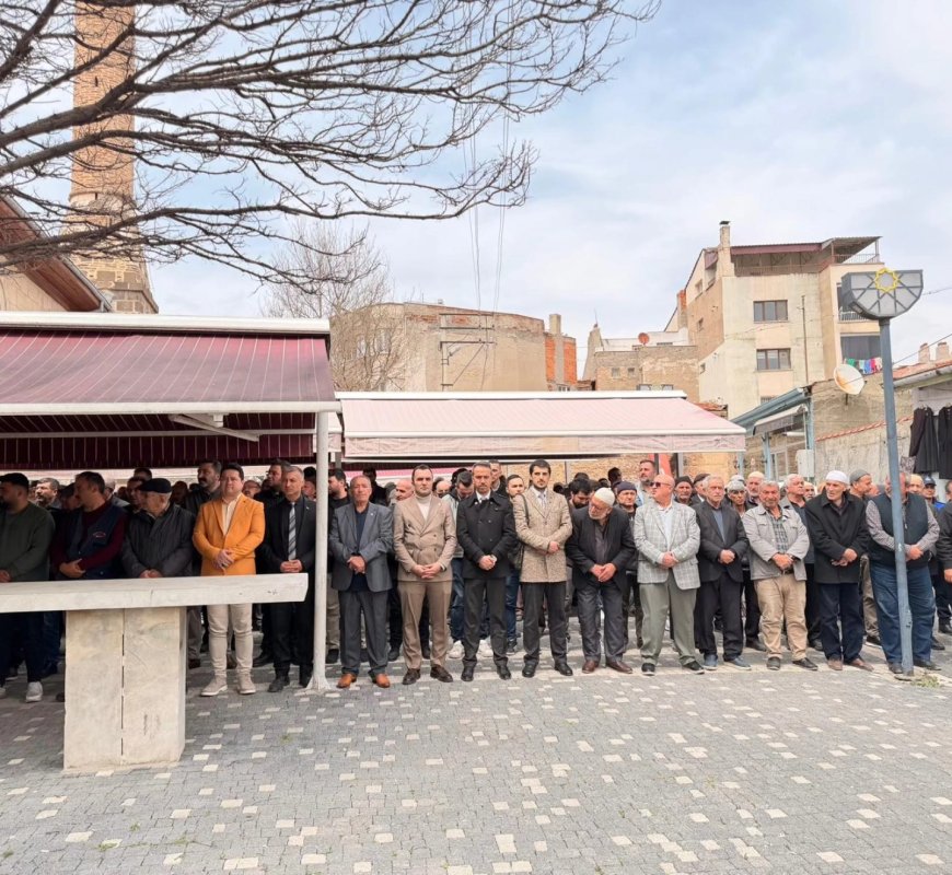 Bolvadin’de Anlamlı Program: Hayatını Kaybedenler İçin Gıyabi Cenaze Namazı