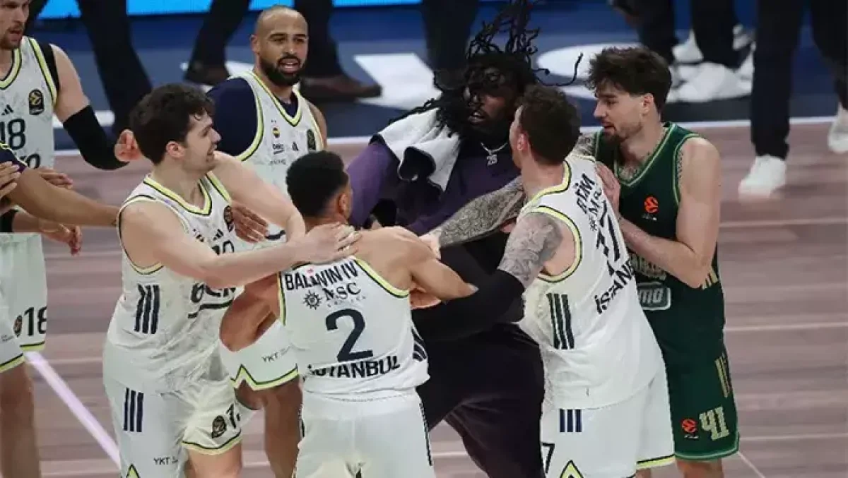 Fenerbahçe Beko Son Nefeste Kazandı, Atina’da Gerilim Yükseldi