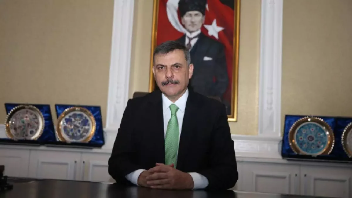 MUSTAFA ÇİFÇİ KİMDİR?