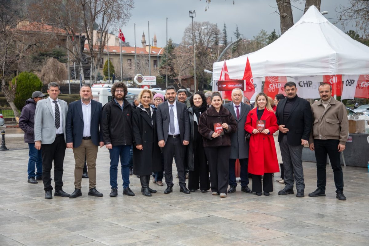 CHP’den Sahada “Katlanmayın” Mesajı: Üyelik Kampanyası Sürüyor