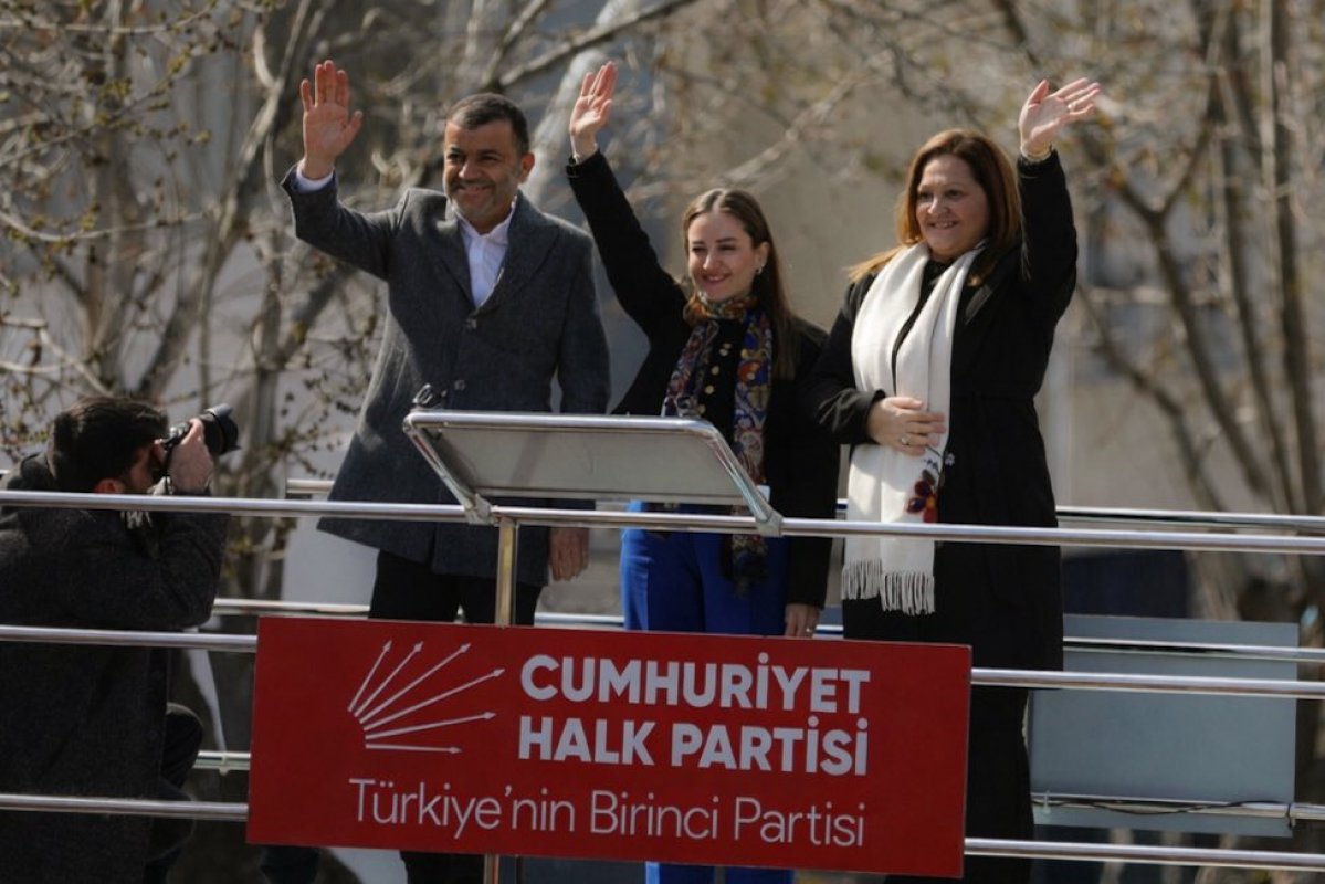 Burdur Meydanında Afyon Damgası: Köksal Sahada, Özel Gündemi Değerlendirdi