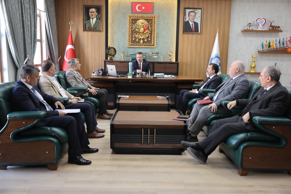 Sandıklı Belediyesi’nde Haftaya Koordinasyon Toplantısıyla Başlandı