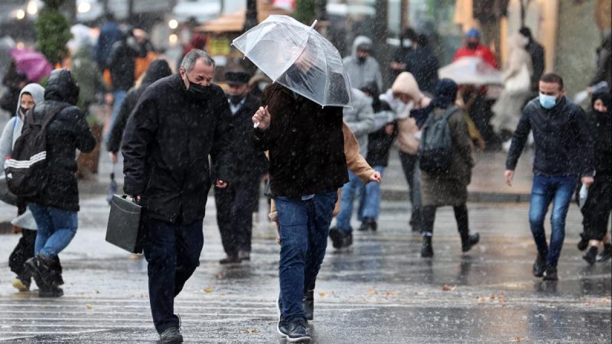 58 İl İçin Fırtına ve Kuvvetli Yağış Uyarısı: İşte O İller!