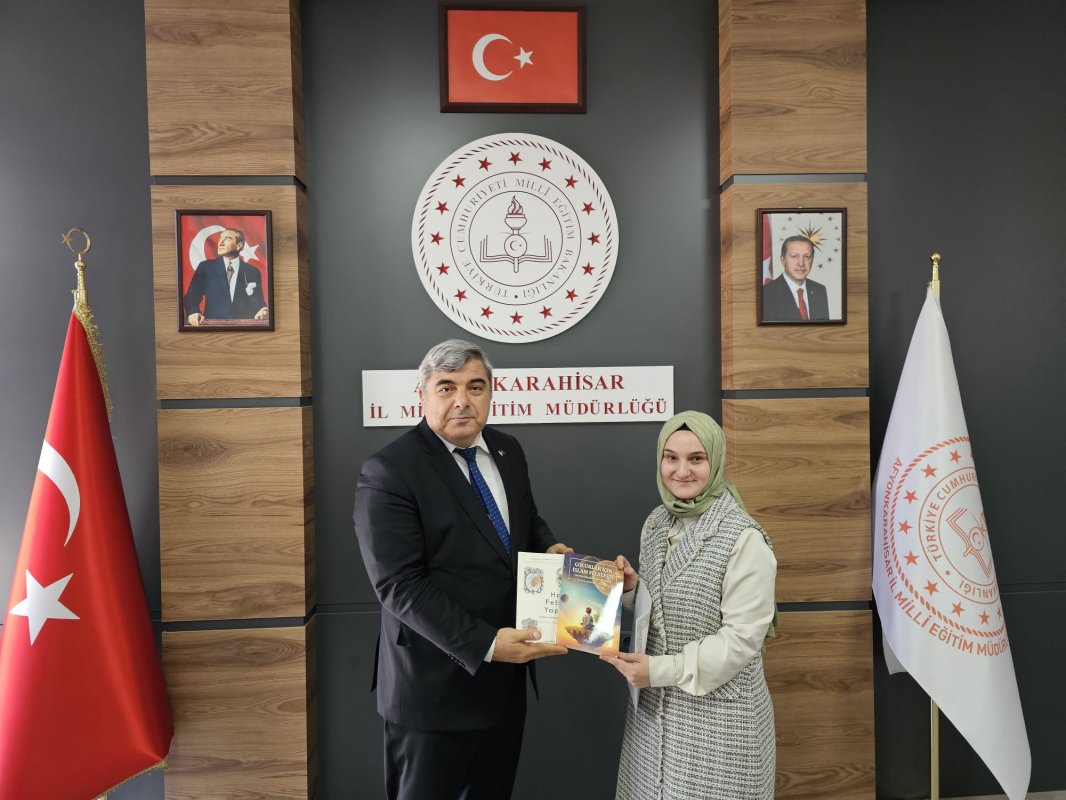 Afyonlu öğretmenden örnek çalışma