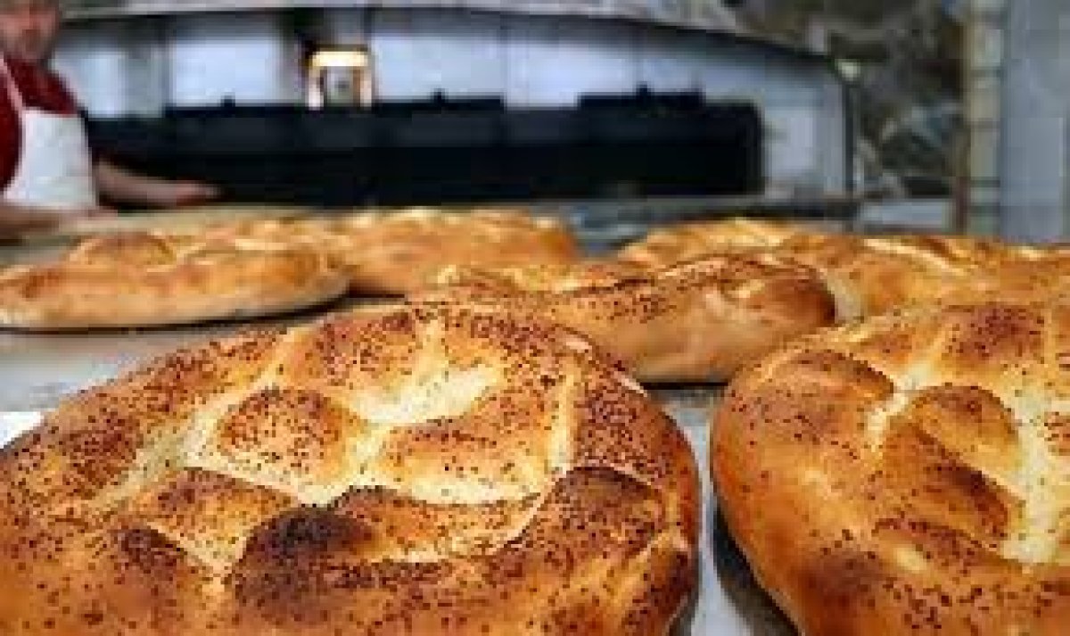 FIRIN KOKUSU EVLERE TAŞINIYOR! RAMAZAN PİDESİ SOFRALARIN YILDIZI OLMAYA HAZIR