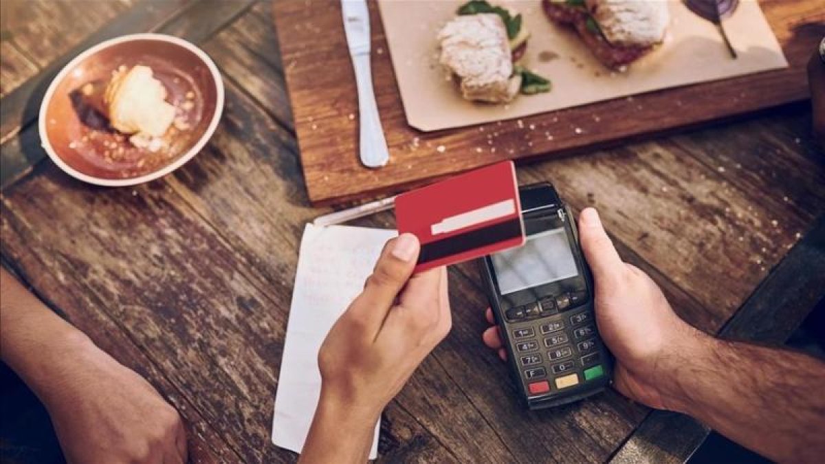 Kafelerde Servis ve Masa Ücreti Tarih Oldu!