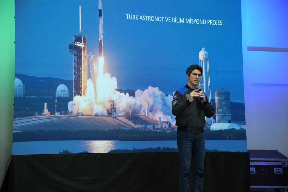 Türkiye’nin 2. Astronotu Atasever, Bolvadinli Gençlerle Buluştu