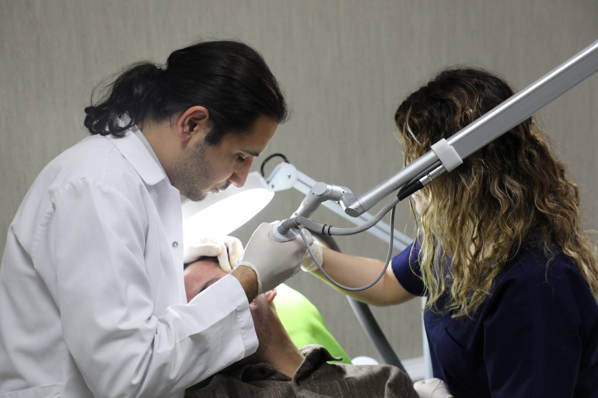 AFSÜ’de Kozmetoloji Araştırma Merkezi Hizmete Başladı