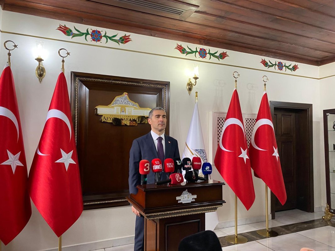 Vali Aktaş’tan Örnek Davranış: Tebrik Çiçekleri Yerine Yardım Çağrısı