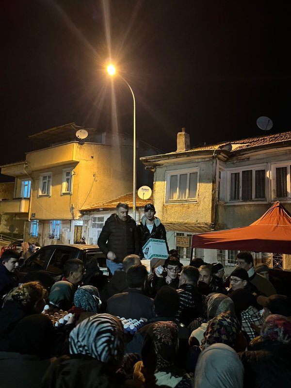 Beşiktaşlılar, Ramazan’da ihtiyaç sahiplerini unutmadı