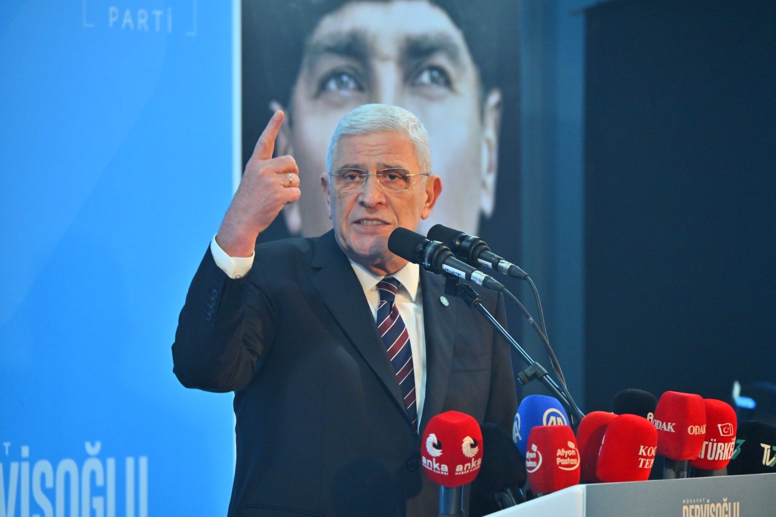 İYİ PARTİ’DEN AFYONKARAHİSAR İFTARINDA TARİHİ BULUŞMASI BİRLİK, KARDEŞLİK VE GÜÇLÜ TÜRKİYE MESAJLARI VERİLDİ