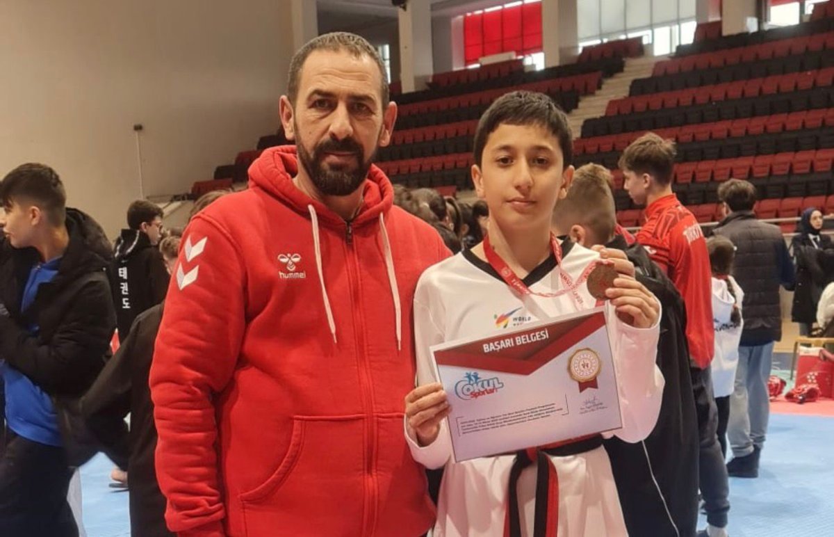 Afyonkarahisarlı Taekwondocular Uşak’ta Kürsüye Çıktı, Hedef Türkiye Finalleri