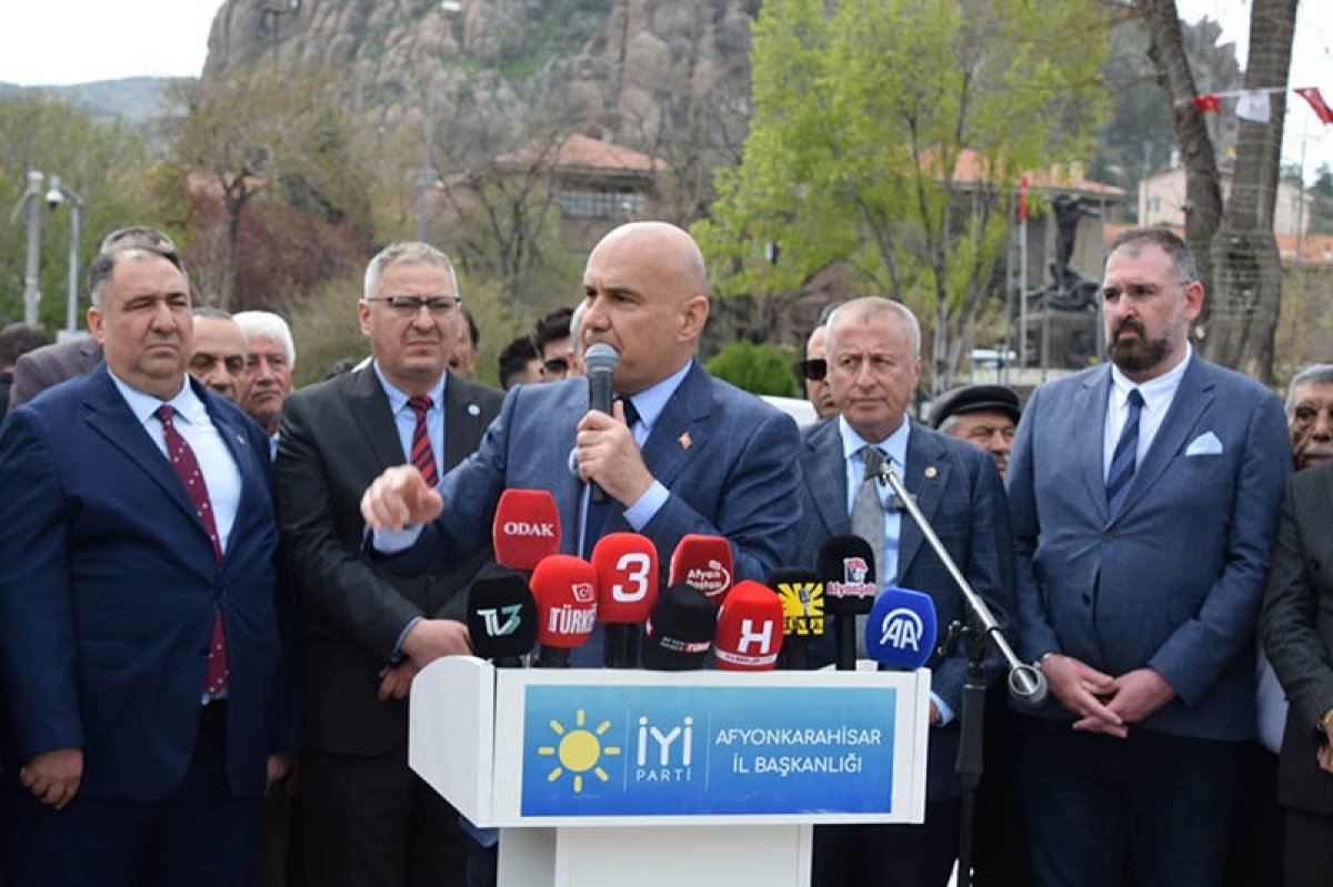 İYİ Partili Çömez’den Afyon’da Sert Çıkış: “Okullarda Güvenlik Zafiyeti Var