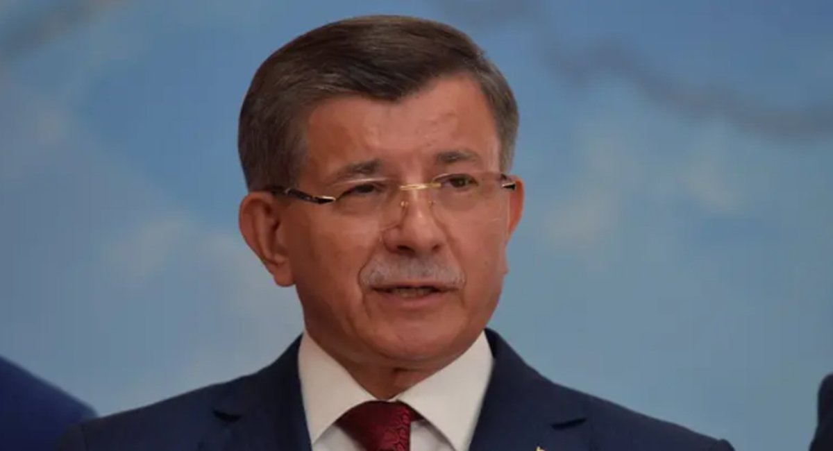 Davutoğlu’ndan Dikkat Çeken Mesaj: “Geçmişi Geride Bıraktım”