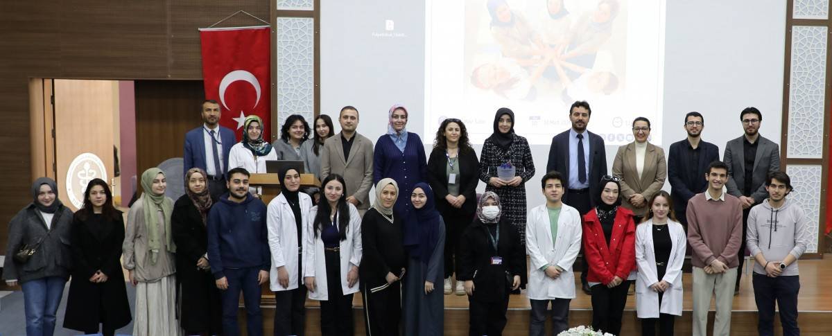 AFSÜ’de “Hakları ve Sorumluluklarıyla Kadın” etkinliği düzenlendi