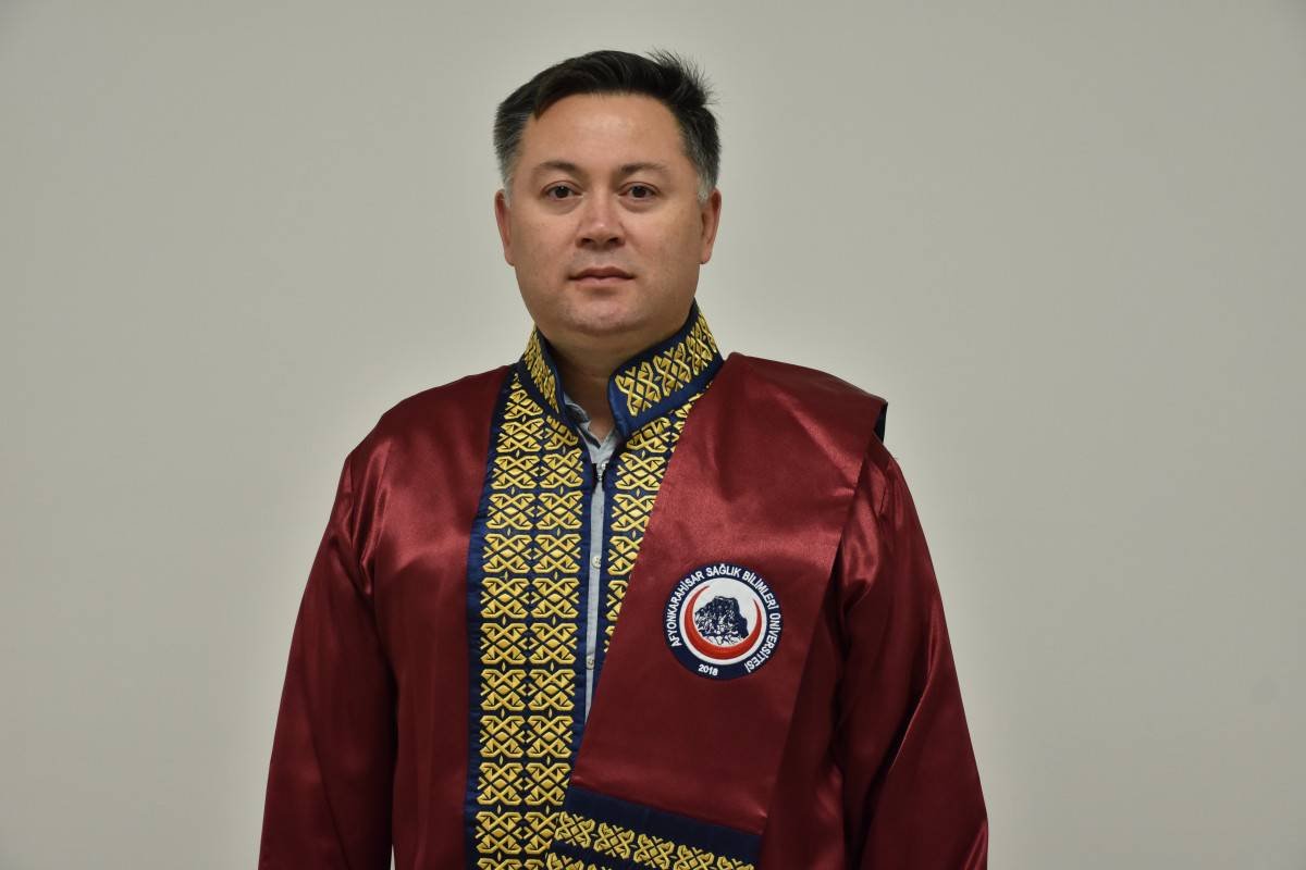 AFSÜ’lü akademisyene TÜBİTAK desteği