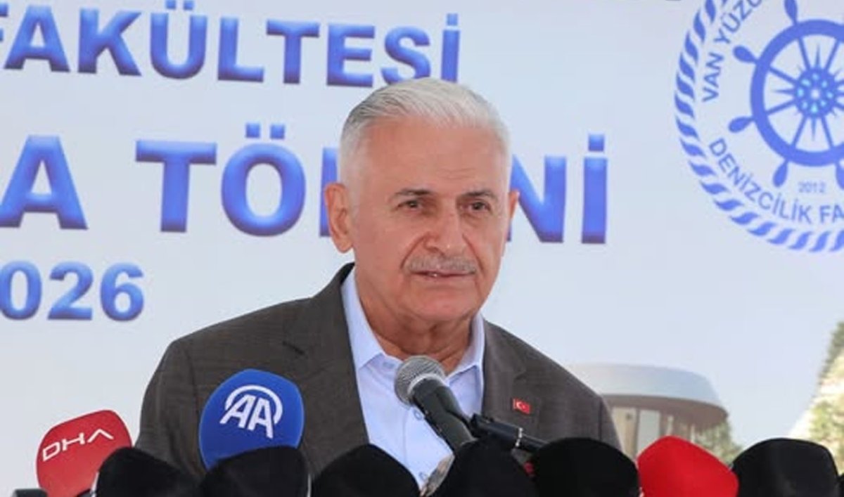 Binali Yıldırım: “Türk Bayrağı Kara Listeden Beyaz Listeye Geçti”