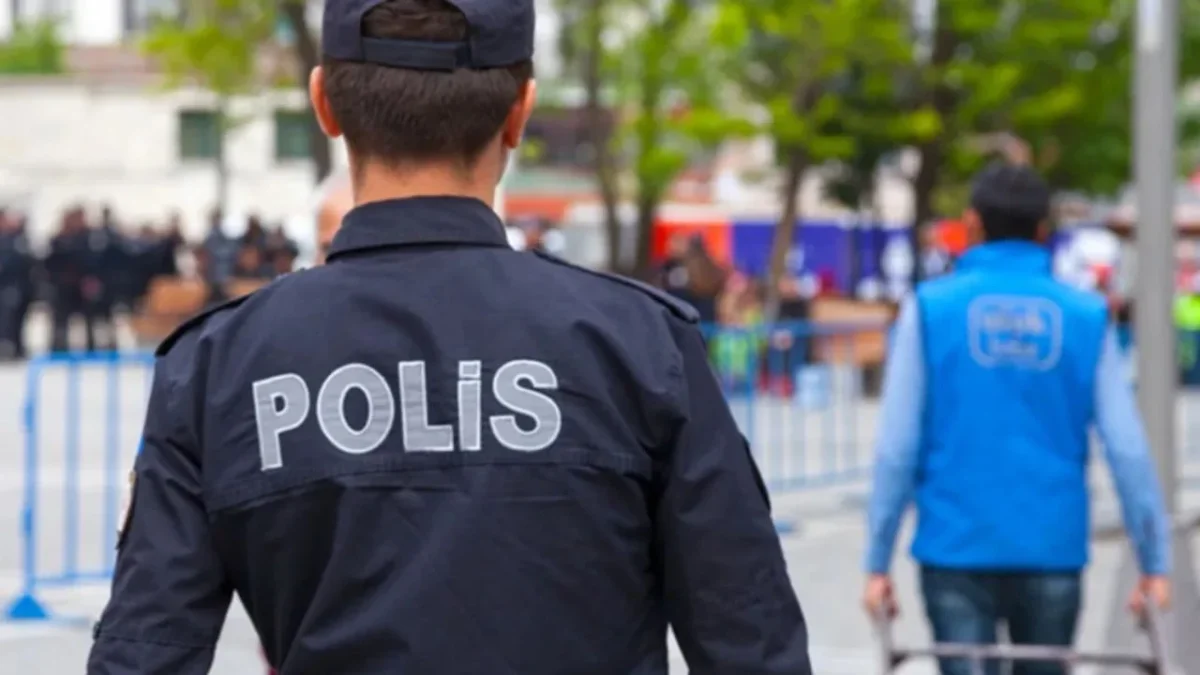 Polislerin mesai saatleri değişiyor