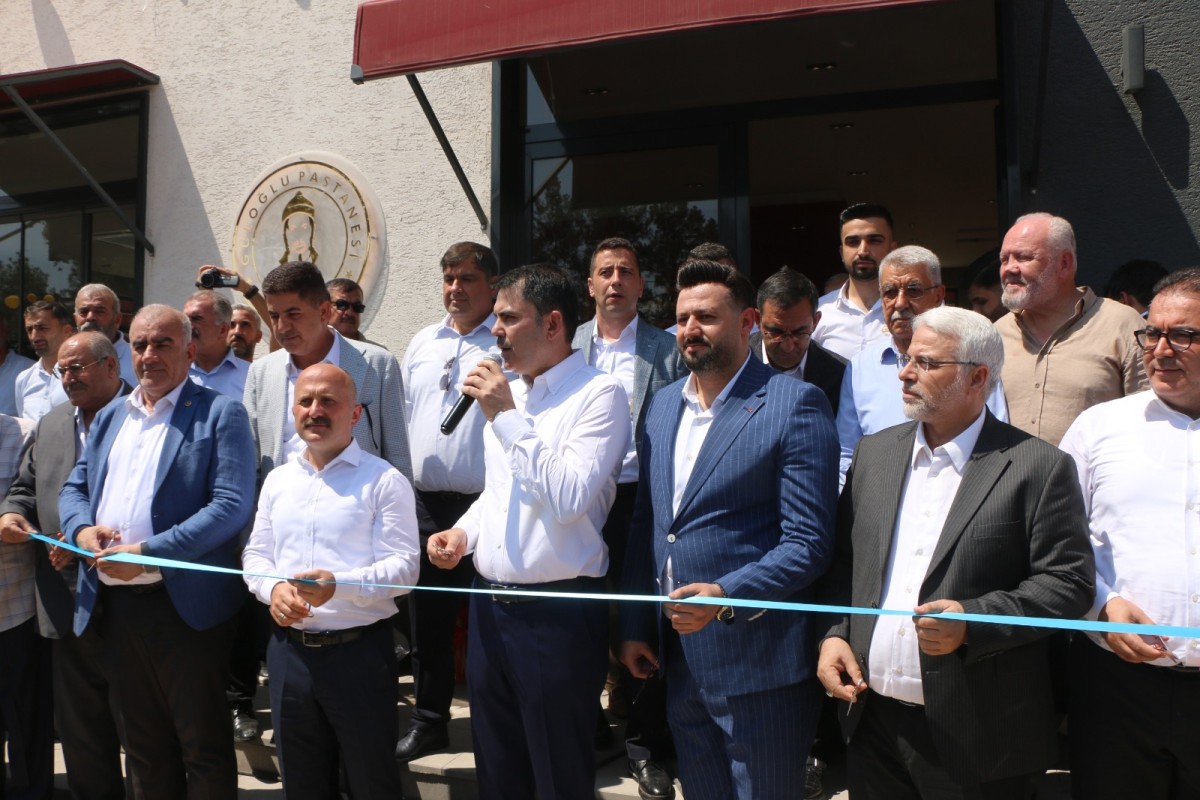 Bakan Murat Kurum Adıyaman Kent Meydanı’nda iki iş yerinin açılışını yaptı  - Videolu Haber