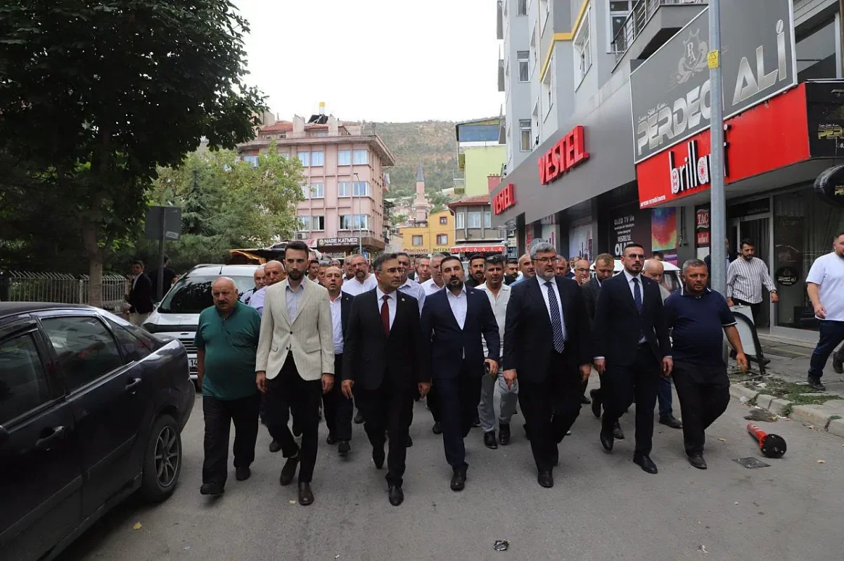 AK PARTİ AFYONKARAHİSAR’DA YENİ YÖNETİM BELLİ OLDU