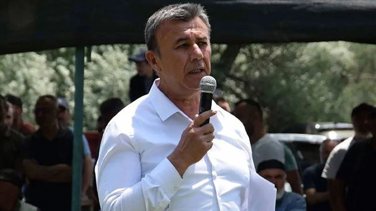 Bir Belediye Başkanı Daha AKP'ye Geçti