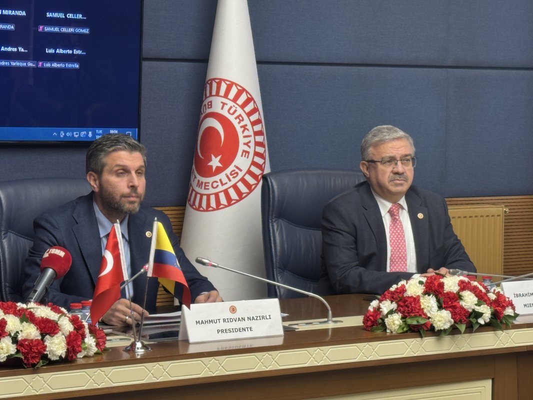 TBMM Ekvator dostluk grubu ilk toplantısını yaptı