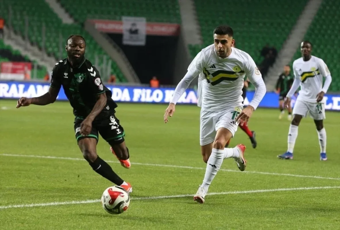 Türkiye'de profesyonel liglerde 20 futbol takımı küme düştü: Köklü ekiplere veda