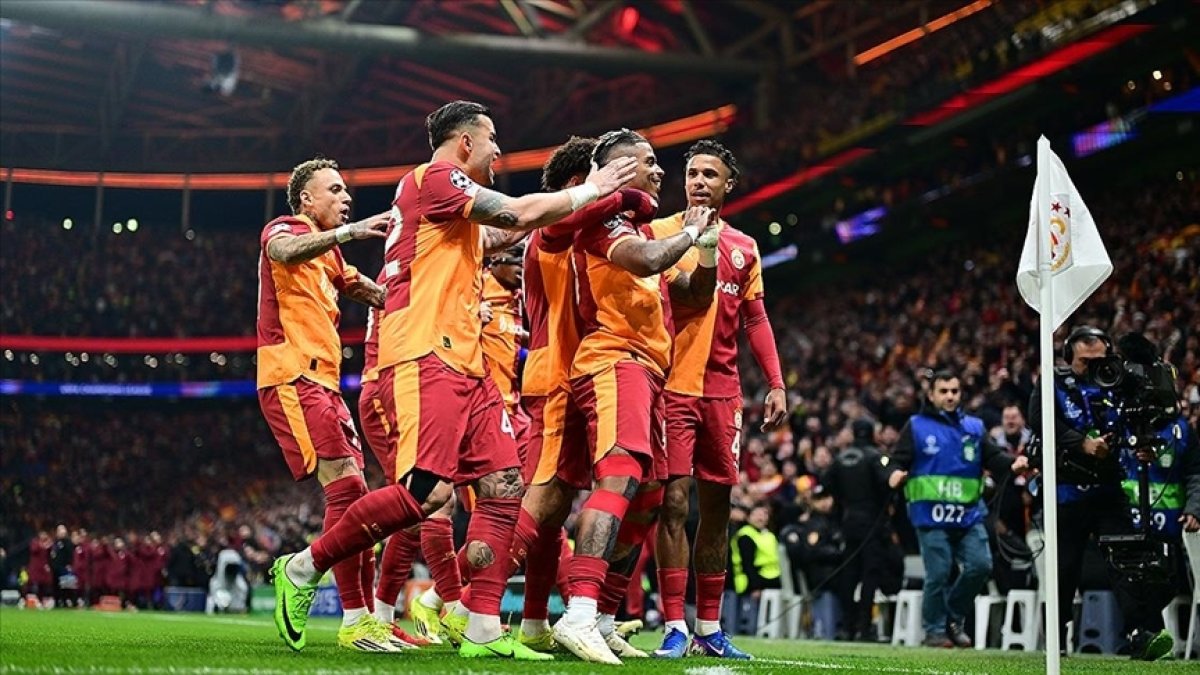 GALATASARAY’DA KOMBİNE YENİLEME DÖNEMİ BAŞLADI