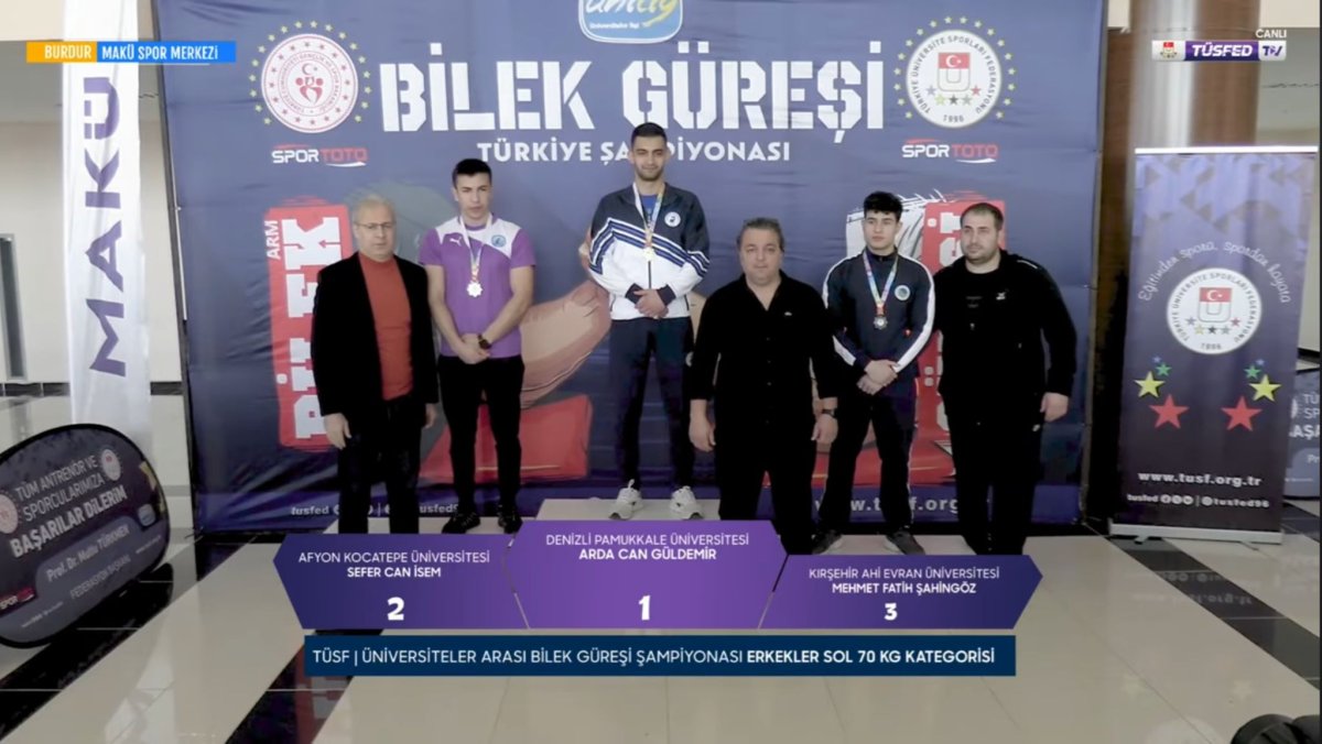 AKÜ Bilek Güreş takımı 4 madalya ile döndü