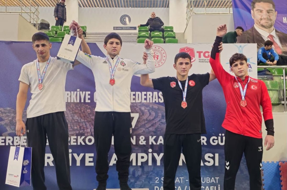 Afyonkarahisar Mindere Damga Vurdu