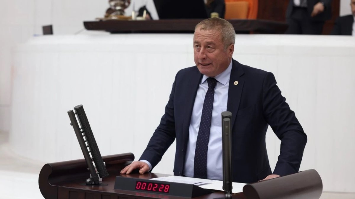 Olgun’dan emekli maaş tepkisi: “Açlık sınırının altını marifet sayıyorlar”