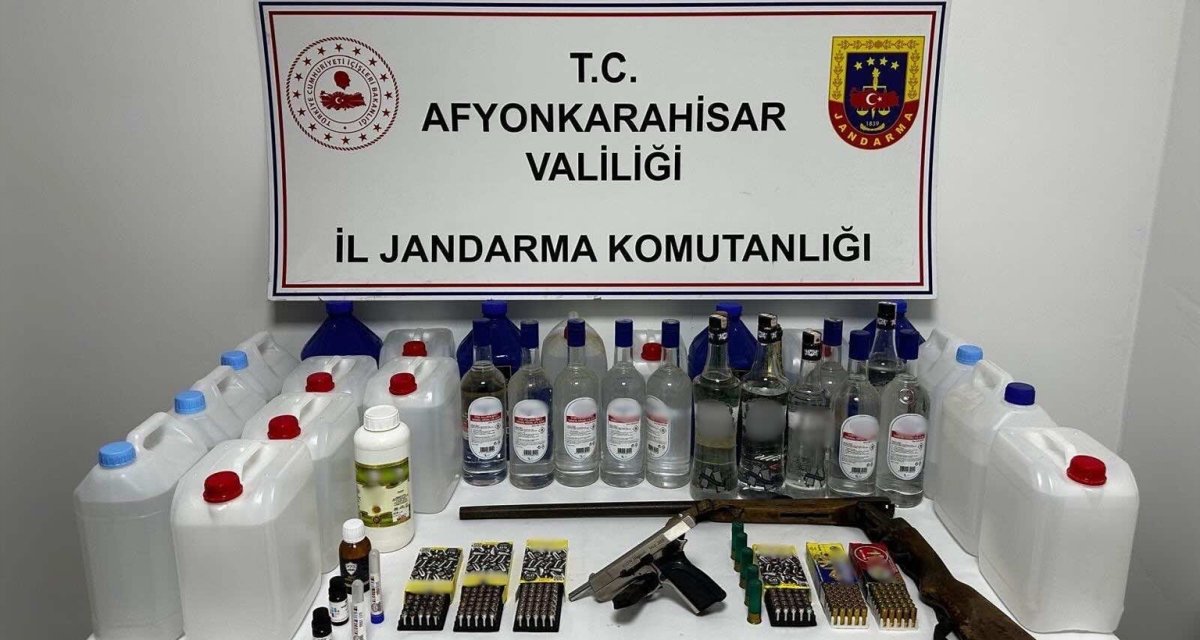 Oynağan Köyü’nde Baskın: Kaçak Alkol, Silah ve Yüzlerce Fişek Yakalandı