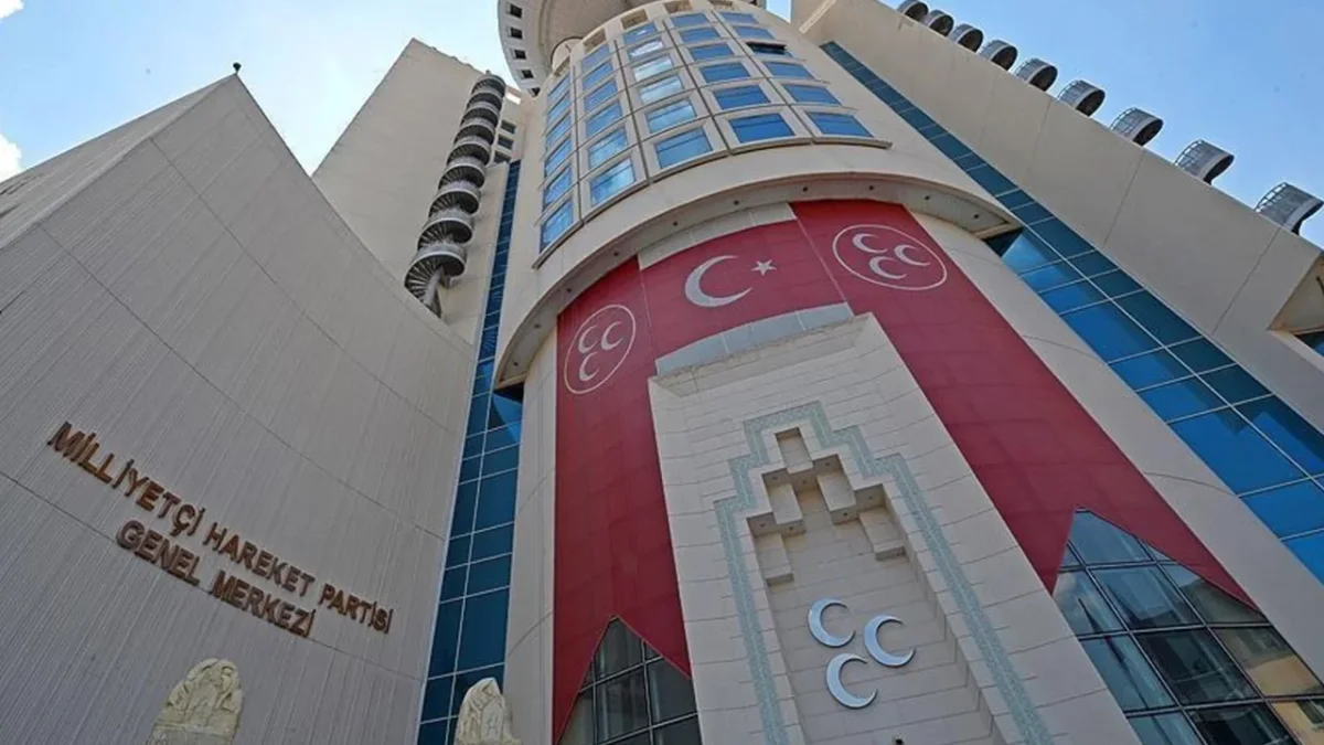 Kütahya teşkilatı görevden el çektirildi