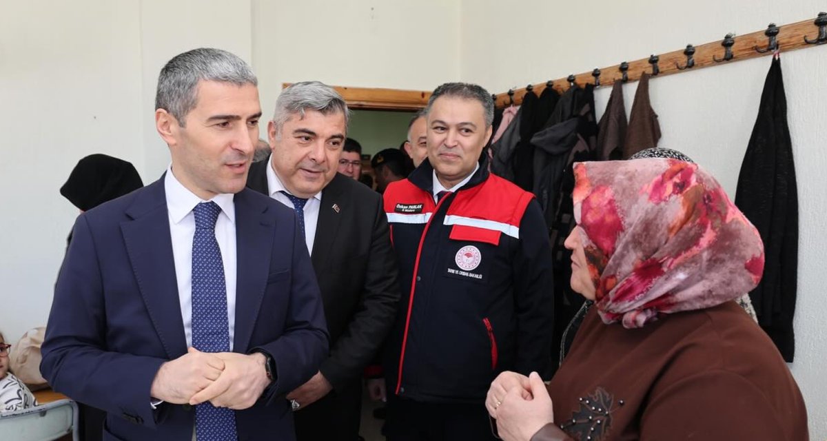 Vali Dr. Naci Aktaş’tan Anıtkaya’da Muhtarlık ve Kursiyerlere Ziyaret