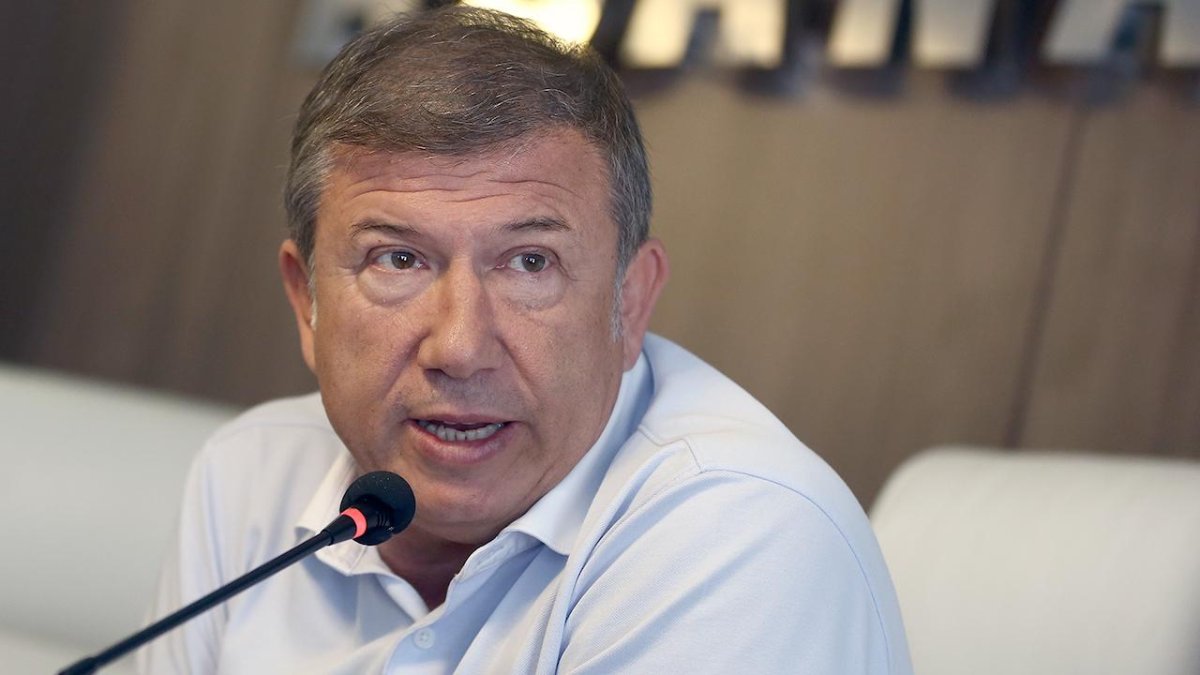 Efsane Golcü Tanju Çolak Afyon’da Öğrencilerle Buluşuyor