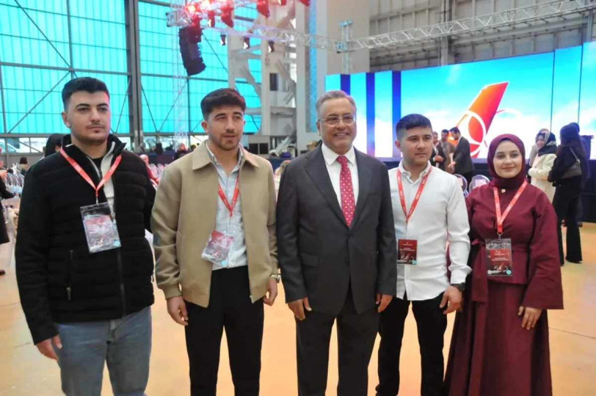 THY’nin efsane reklamının çocukları 12 yıl sonra yeniden bir arada