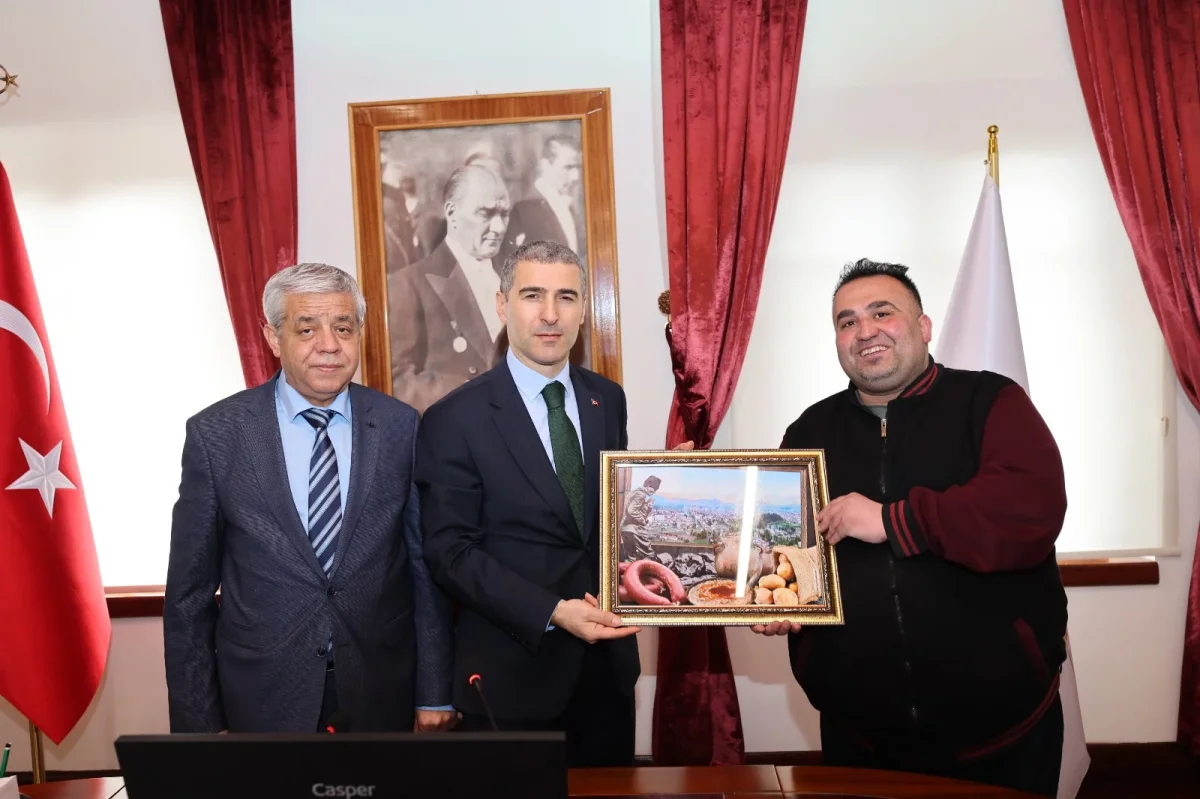 Anadolu Basın Birliği’nden Vali Aktaş’a hayırlı olsun ziyareti