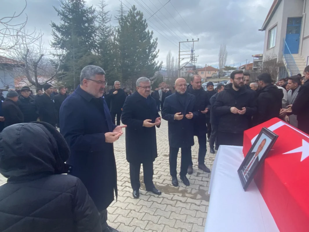 Güney Beldesi Başkanını Uğurladı: Erol Karabacak Gözyaşlarıyla Defnedildi