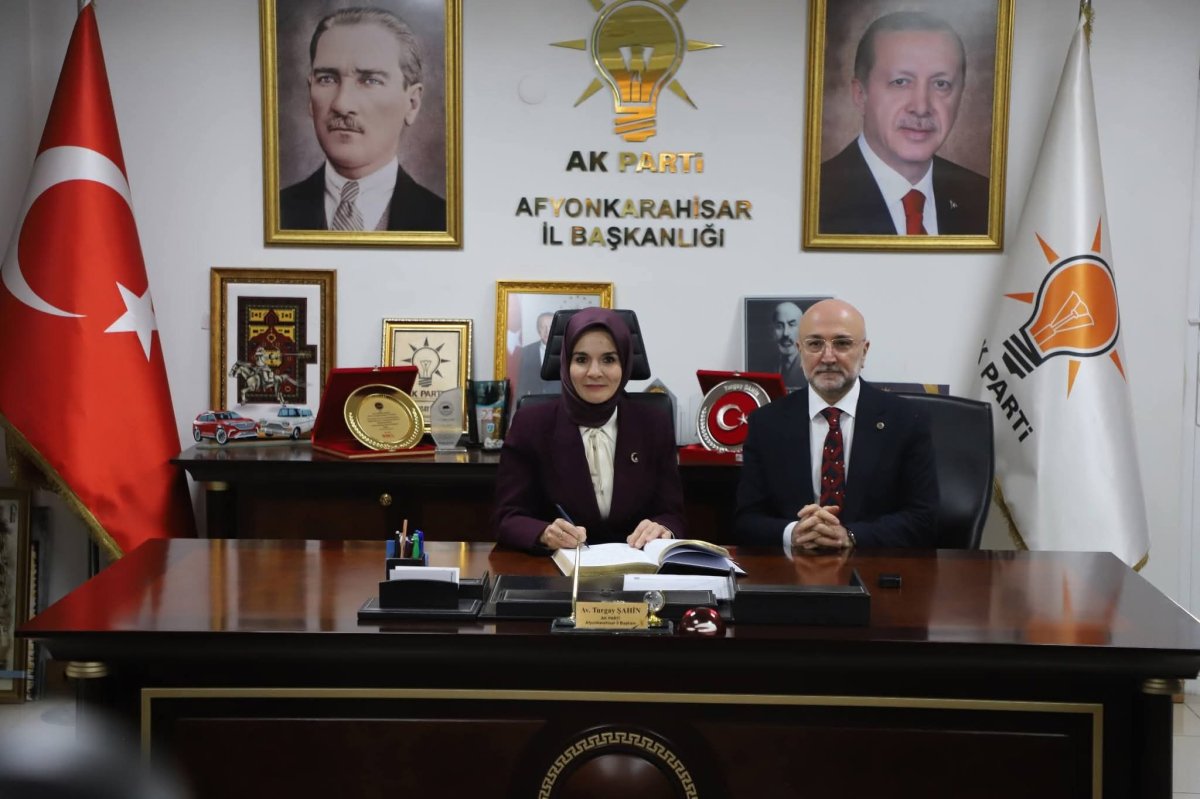 Bakan Göktaş’tan AK Parti İl Başkanlığına Ziyaret