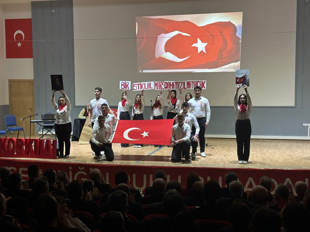 AFYON’DA İSTİKLAL MARŞI’NIN 105. YILI COŞKUYLA ANILDI